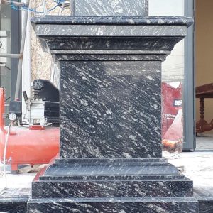 cột Đá Granite Đen Rừng