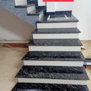 cầu thang Đá Granite Đen Rừng