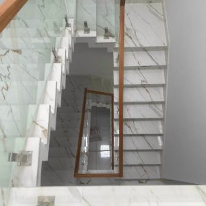 Đá Trắng Sứ Vân Vàng